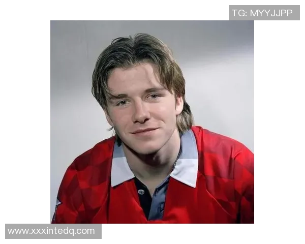 小贝年代足球明星的辉煌岁月与传奇故事回顾